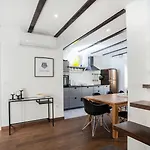 Villa Tinel Longo, For Up To 8, Center, Bbq, Terrace *
