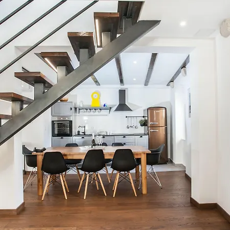 Villa Tinel Longo, For Up To 8, Center, Bbq, Terrace