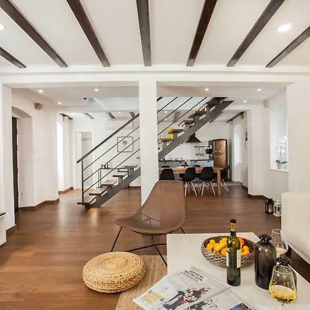 Tinel Longo, For Up To 8, Center, Bbq, Terrace Трогир