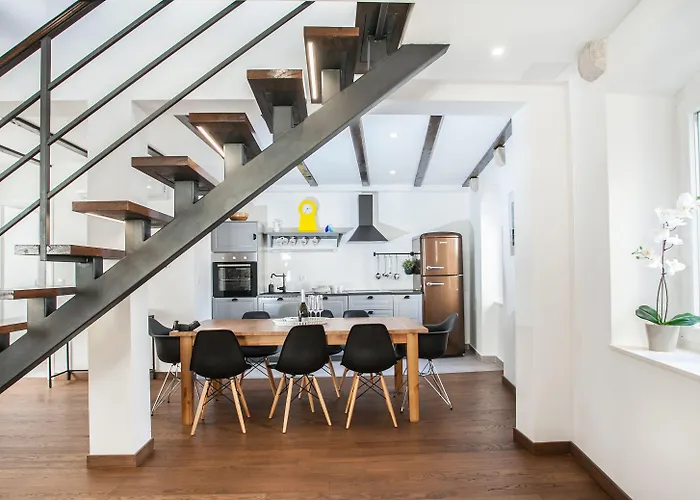 Villa Tinel Longo, For Up To 8, Center, Bbq, Terrace