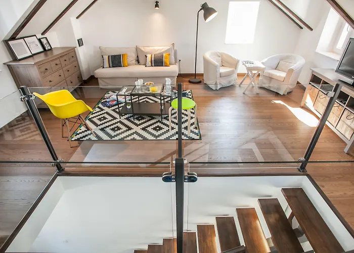 Villa Tinel Longo, For Up To 8, Center, Bbq, Terrace *