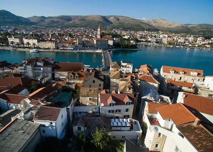 Tinel Longo, For Up To 8, Center, Bbq, Terrace * Trogir