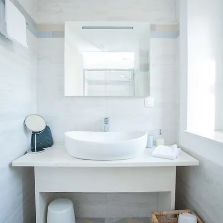 ヴィラ Tinel Longo, For Up To 8, Center, Bbq, Terrace トロギール